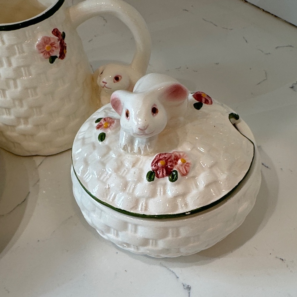 Vintage Avon Ceramic Bunny and Floral Dish Set - Picture 5 of 7